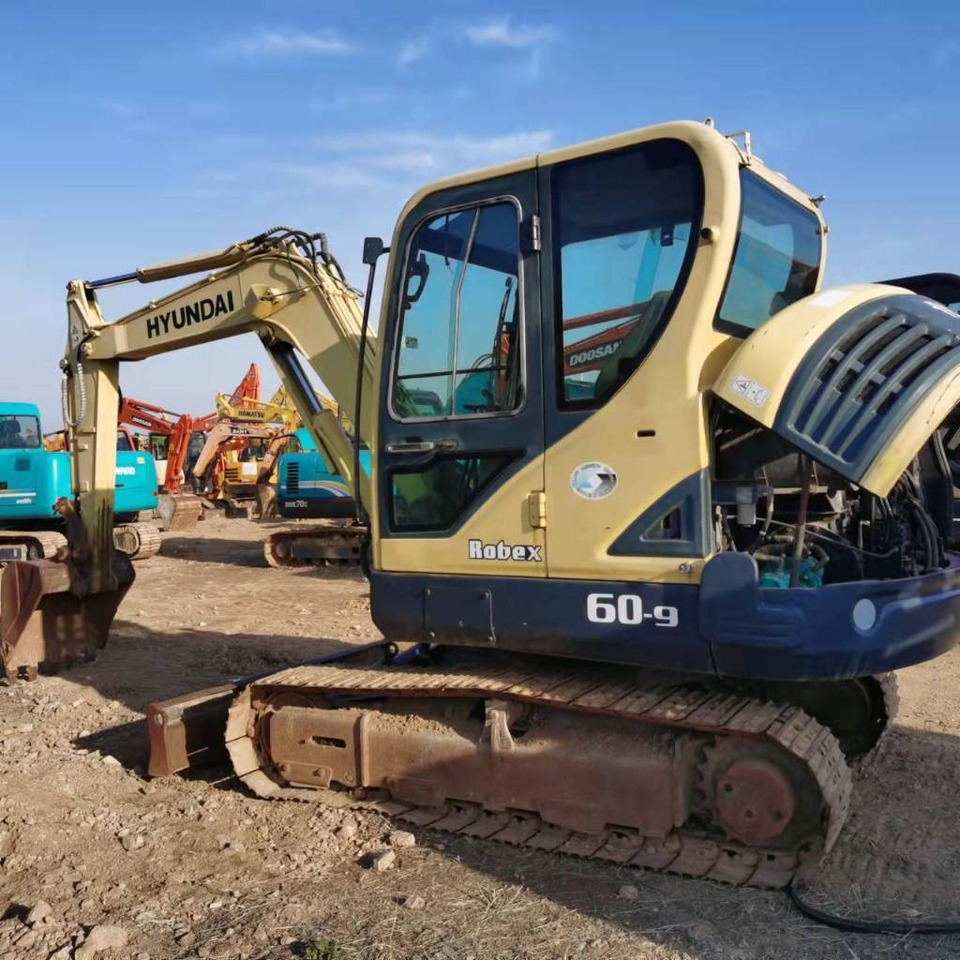Hyundai R60-9 - Minibagger: das Bild 1 Hyundai R60-9 - Minibagger: das Bild 1