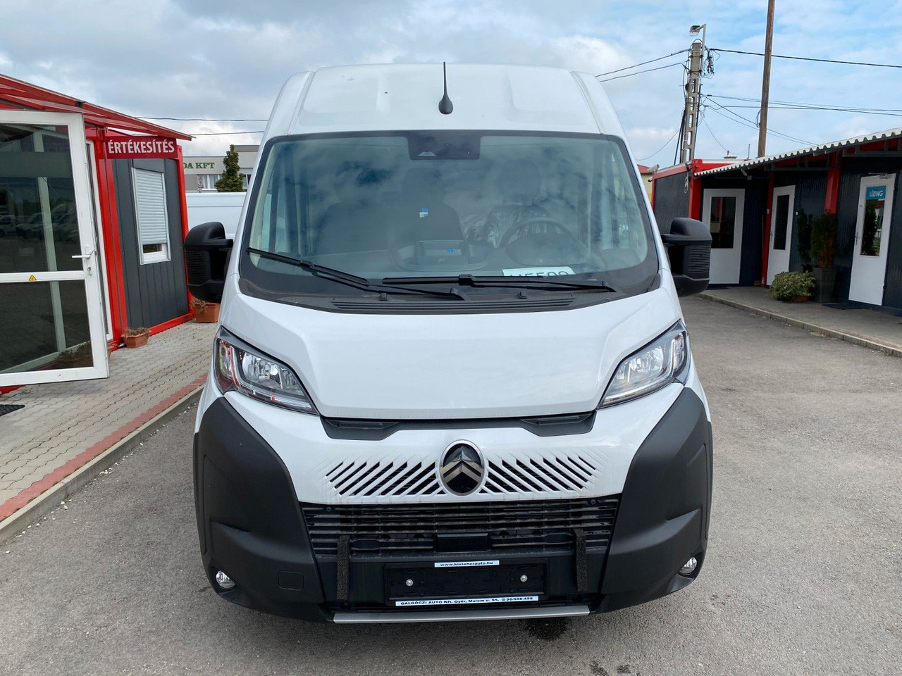 Citroën Jumper Kasten Hochraum 35 L3H2 BlueHDi 140 - Kastenwagen: das Bild 2 Citroën Jumper Kasten Hochraum 35 L3H2 BlueHDi 140 - Kastenwagen: das Bild 2