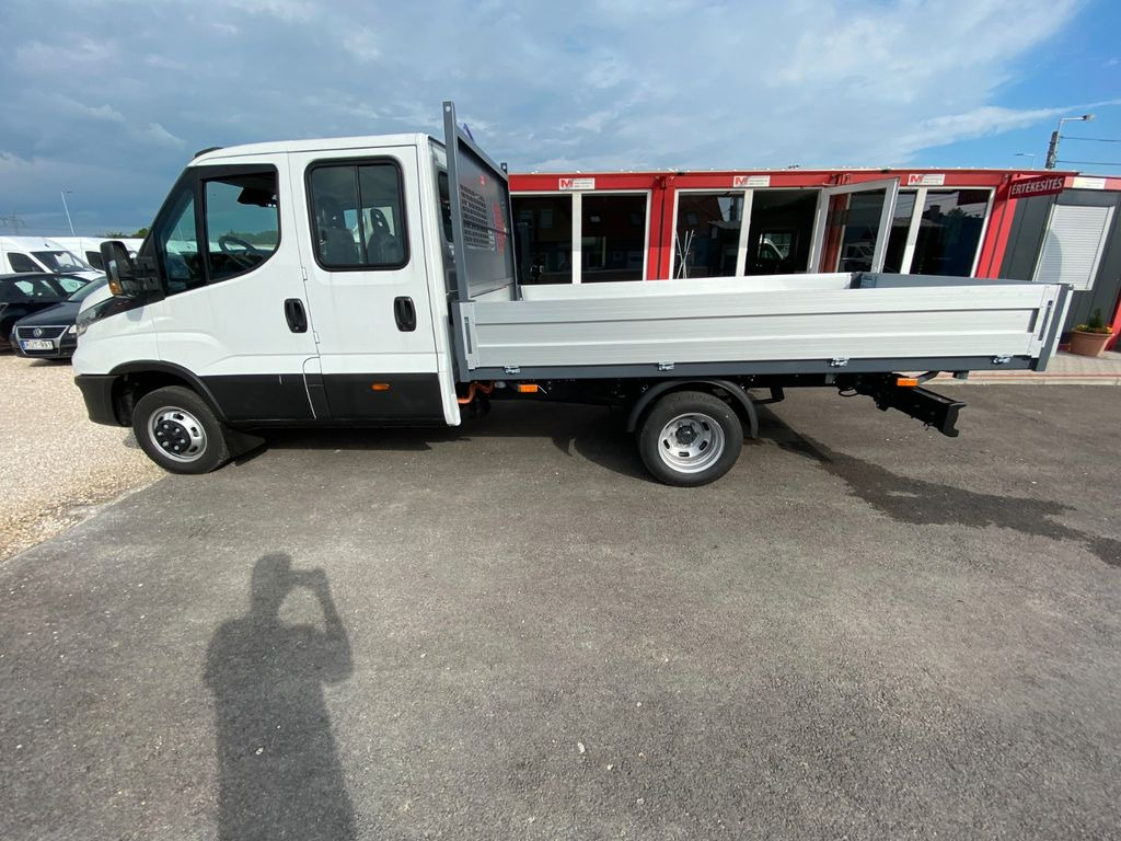 Iveco 35C18H Doka Fahrgestell 3750mm Kipper SOFORT Iveco 35C18H Doka Dreiseitenkipper3750mm SOFORT - Kipper Transporter, Transporter mit Doppelkabine: das Bild 5 Iveco 35C18H Doka Fahrgestell 3750mm Kipper SOFORT Iveco 35C18H Doka Dreiseitenkipper3750mm SOFORT - Kipper Transporter, Transporter mit Doppelkabine: das Bild 5