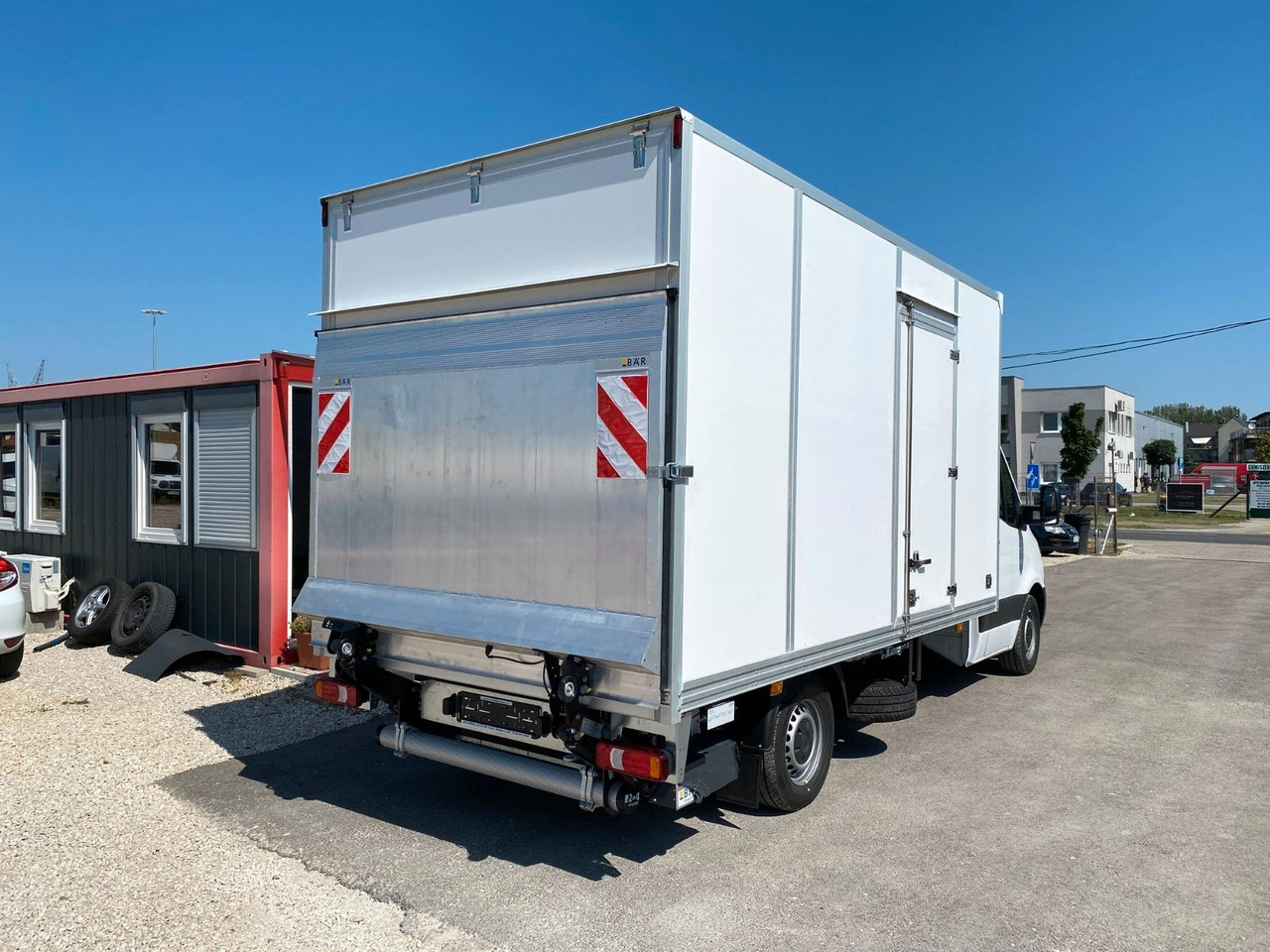 Mercedes-Benz Sprinter 317 Koffer+LBW - Koffer Transporter: das Bild 5 Mercedes-Benz Sprinter 317 Koffer+LBW - Koffer Transporter: das Bild 5