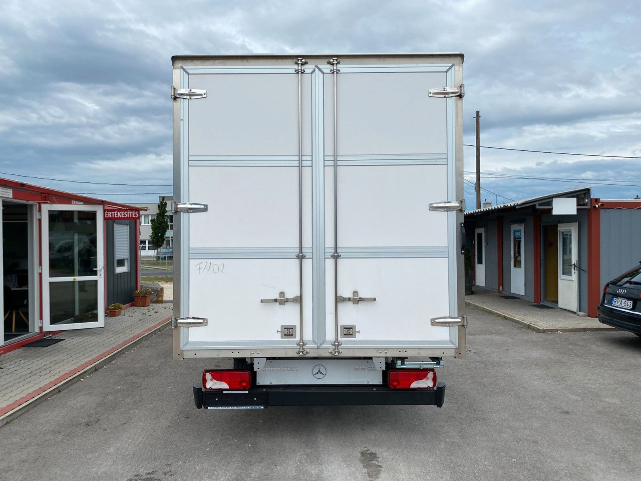 Mercedes-Benz Sprinter 319 Koffer - Koffer Transporter: das Bild 5 Mercedes-Benz Sprinter 319 Koffer - Koffer Transporter: das Bild 5