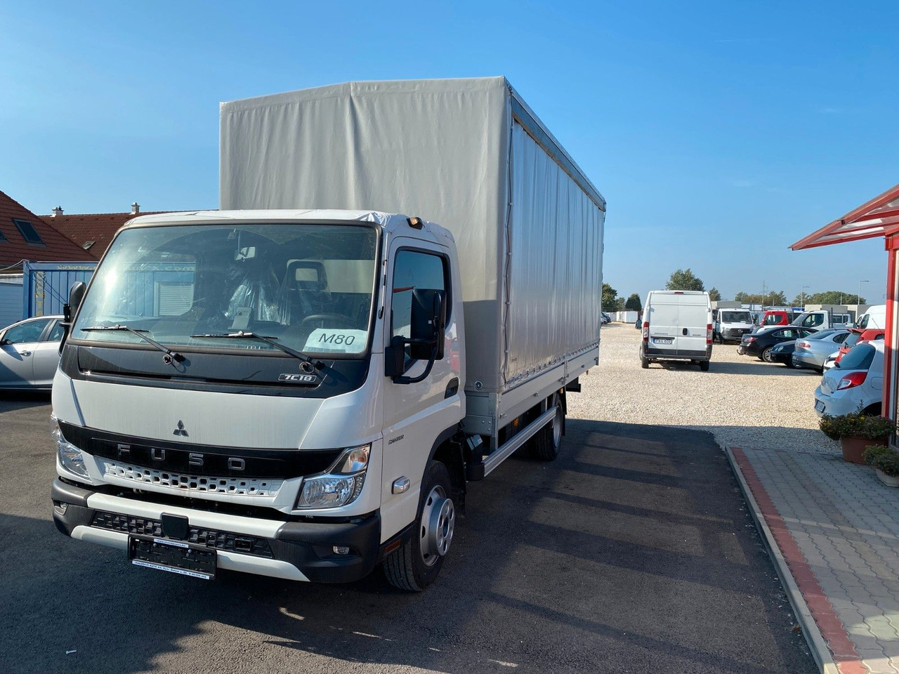 Mitsubishi Canter FUSO 3C15 PRITSCHE+PLANE - Kipper Transporter: das Bild 2 Mitsubishi Canter FUSO 3C15 PRITSCHE+PLANE - Kipper Transporter: das Bild 2