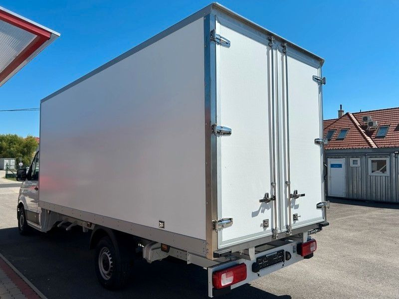 Volkswagen Crafter Koffer - Koffer Transporter: das Bild 2 Volkswagen Crafter Koffer - Koffer Transporter: das Bild 2