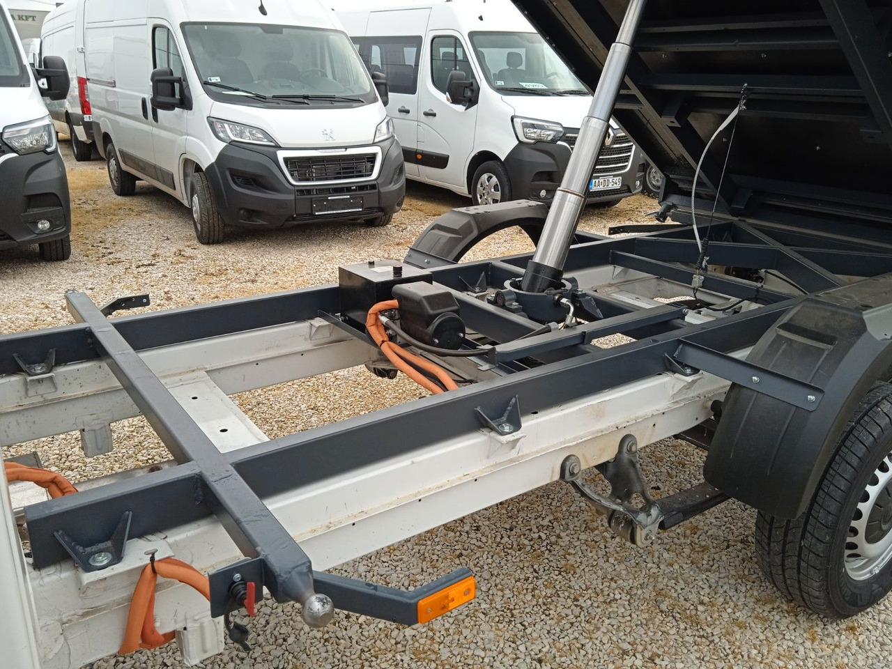 Kipper Transporter, Transporter mit Doppelkabine Volkswagen Crafter L4 DOKA Kipper 140Ps SOFORT: das Bild 6