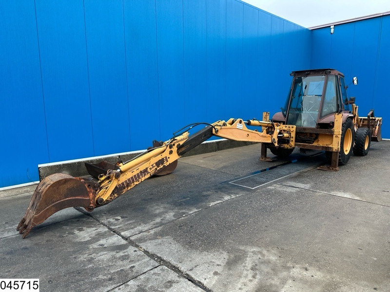 Case 580 K Turbo Case 580 Super K 4x4, 5703 Hours - Baggerlader: das Bild 2 Case 580 K Turbo Case 580 Super K 4x4, 5703 Hours - Baggerlader: das Bild 2