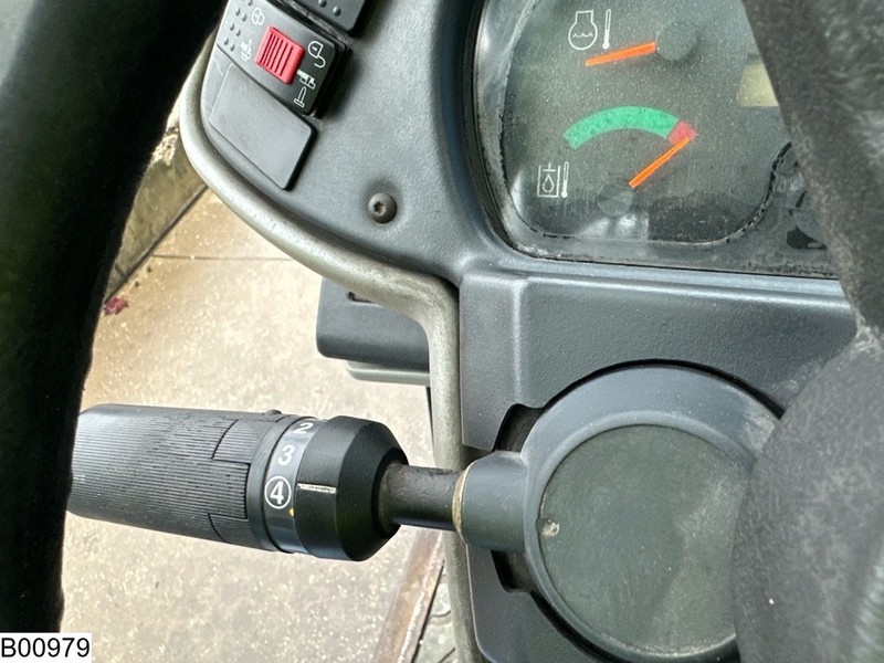 Caterpillar TH 330b 7,20 MTR, 3175 KG - Teleskoplader: das Bild 5 Caterpillar TH 330b 7,20 MTR, 3175 KG - Teleskoplader: das Bild 5