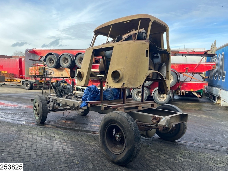 DAF A1600 Truck incomplete - Fahrgestell LKW: das Bild 2 DAF A1600 Truck incomplete - Fahrgestell LKW: das Bild 2