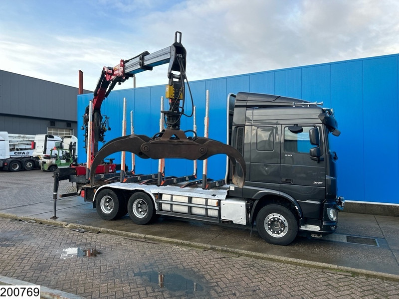 Holztransporter, Autokran DAF XF 530 6x4, Wood transport, Retarder, Loglift ET450: das Bild 17