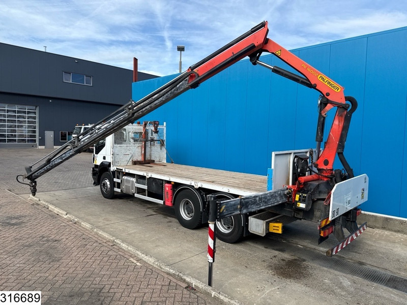 Pritsche LKW, Autokran Iveco Trakker 360 6x4, EURO 6, Palfinger, Remote: das Bild 7 Pritsche LKW, Autokran Iveco Trakker 360 6x4, EURO 6, Palfinger, Remote: das Bild 7