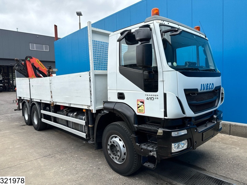 Iveco Trakker 410 6X4, EURO 6, Palfinger, Retarder, Steel suspension - Pritsche LKW, Autokran: das Bild 3 Iveco Trakker 410 6X4, EURO 6, Palfinger, Retarder, Steel suspension - Pritsche LKW, Autokran: das Bild 3