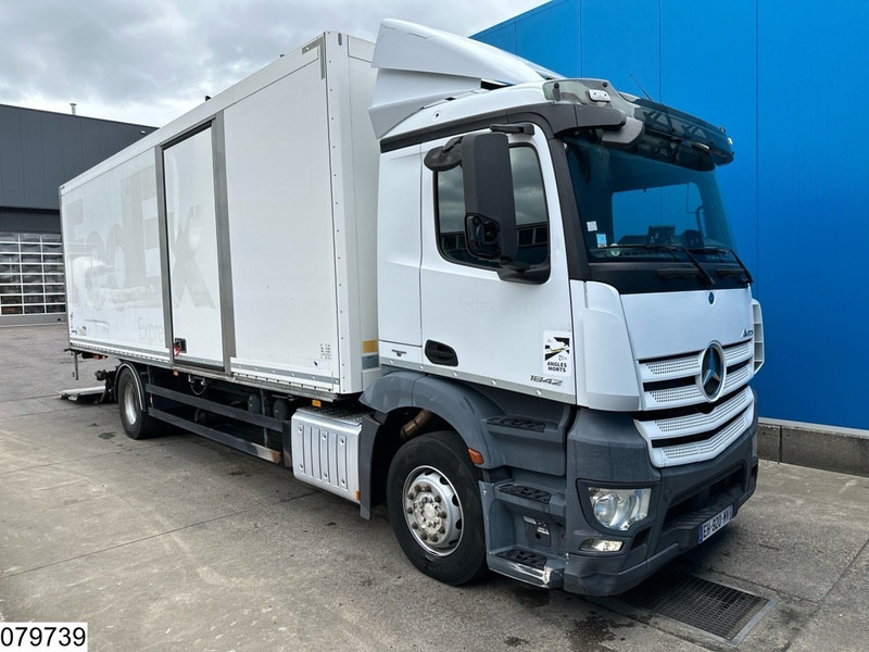 Mercedes-Benz Antos 1842 EURO 6, Dhollandia - Koffer LKW: das Bild 3 Mercedes-Benz Antos 1842 EURO 6, Dhollandia - Koffer LKW: das Bild 3