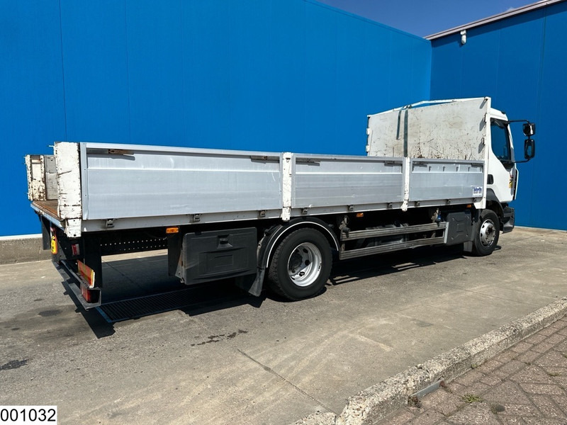 Renault D 14 210 EURO 6 - Pritsche LKW: das Bild 2 Renault D 14 210 EURO 6 - Pritsche LKW: das Bild 2