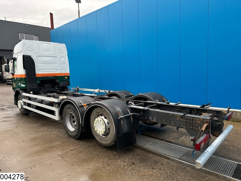 Renault Premium 370 Dxi 6x2, EURO 5 - Fahrgestell LKW: das Bild 4 Renault Premium 370 Dxi 6x2, EURO 5 - Fahrgestell LKW: das Bild 4
