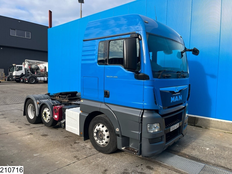 MAN TGX 24 440 6x2, EURO 6, RHD, ADR, Hydraulic - Sattelzugmaschine: das Bild 2 MAN TGX 24 440 6x2, EURO 6, RHD, ADR, Hydraulic - Sattelzugmaschine: das Bild 2