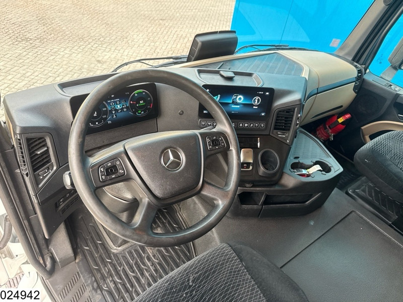 Mercedes-Benz Actros 1845 EURO 6 - Sattelzugmaschine: das Bild 5 Mercedes-Benz Actros 1845 EURO 6 - Sattelzugmaschine: das Bild 5