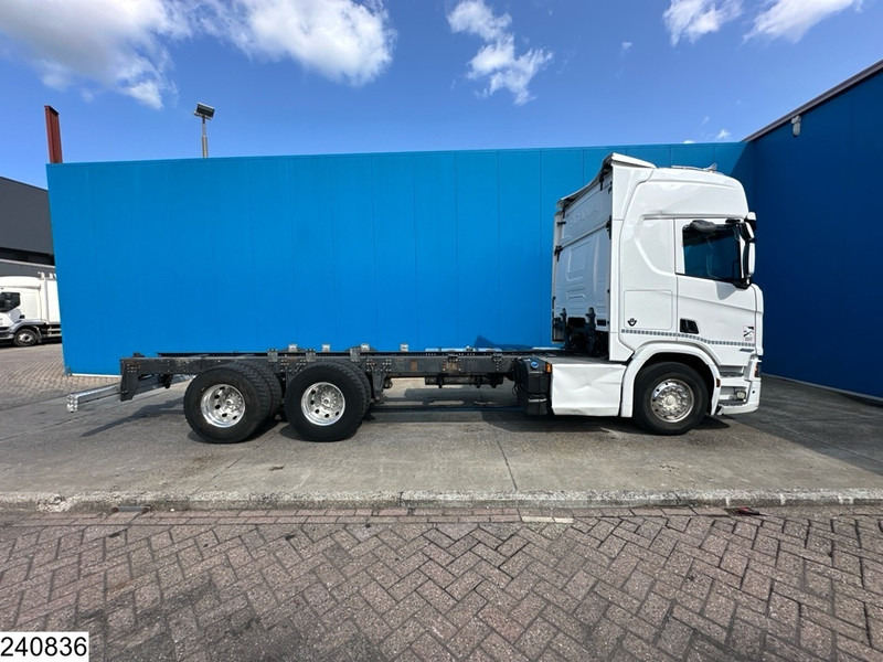Fahrgestell LKW Scania R 650 6X4, EURO 6, Retarder, PTO: das Bild 14