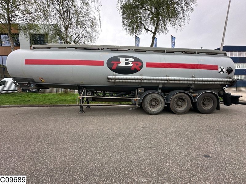 Trailor Fuel 39915 Liter, 9 Compartments - Tankauflieger: das Bild 2 Trailor Fuel 39915 Liter, 9 Compartments - Tankauflieger: das Bild 2