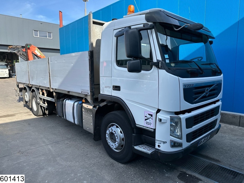 Volvo FM 370 6X2, EURO 5, Palfinger, Remote - Pritsche LKW, Autokran: das Bild 3 Volvo FM 370 6X2, EURO 5, Palfinger, Remote - Pritsche LKW, Autokran: das Bild 3