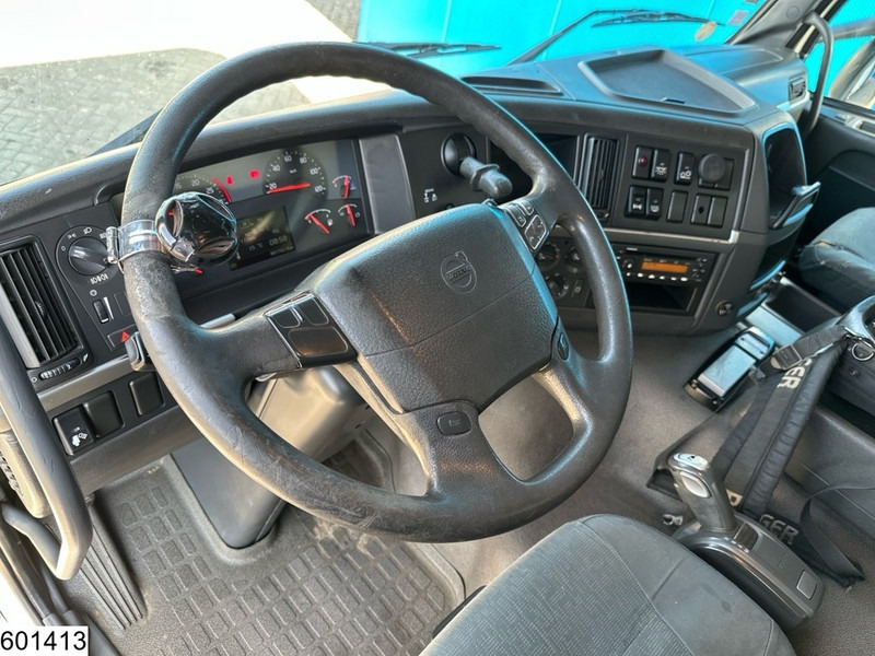 Volvo FM 370 6X2, EURO 5, Palfinger, Remote - Pritsche LKW, Autokran: das Bild 5 Volvo FM 370 6X2, EURO 5, Palfinger, Remote - Pritsche LKW, Autokran: das Bild 5