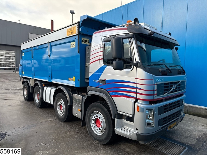 Volvo FM 420 8x4, EURO 5, Airpress cabine - Kipper: das Bild 3 Volvo FM 420 8x4, EURO 5, Airpress cabine - Kipper: das Bild 3