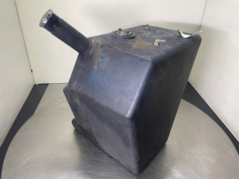Ahlmann AZ150-4100050A-Fuel tank/Kraftstofftank - Rahmen/ Chassis für Baumaschine: das Bild 5 Ahlmann AZ150-4100050A-Fuel tank/Kraftstofftank - Rahmen/ Chassis für Baumaschine: das Bild 5