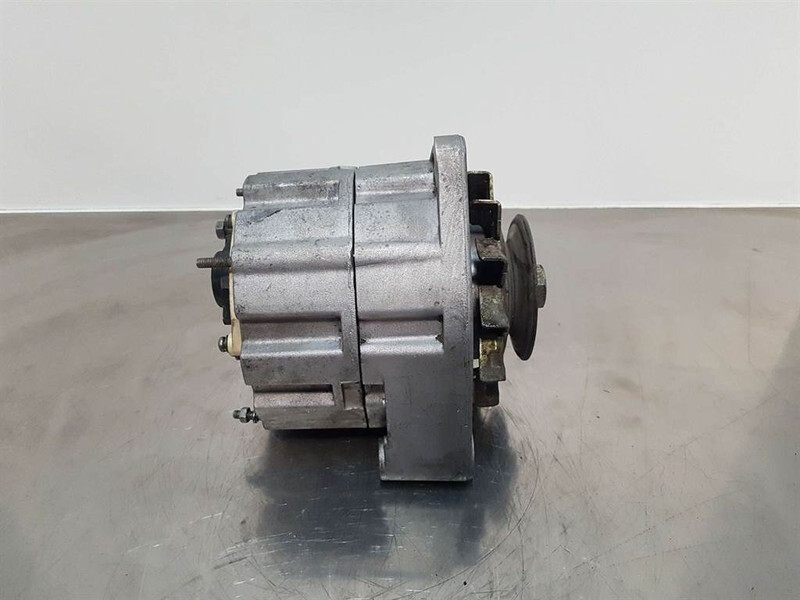 Deutz 24V 55A-PSH 586.002.055-Alternator/Lichtmaschine - Motor für Baumaschine: das Bild 3 Deutz 24V 55A-PSH 586.002.055-Alternator/Lichtmaschine - Motor für Baumaschine: das Bild 3