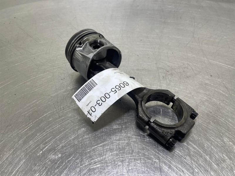 Deutz TD2011L04I - Piston/Kolben/Zuiger - Motor für Baumaschine: das Bild 3 Deutz TD2011L04I - Piston/Kolben/Zuiger - Motor für Baumaschine: das Bild 3