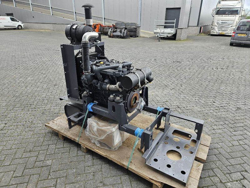 Deutz TD3.6L4 - Engine/Motor - Motor für Baumaschine: das Bild 4 Deutz TD3.6L4 - Engine/Motor - Motor für Baumaschine: das Bild 4