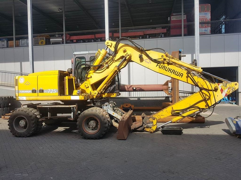 Furukawa W 725 LS (For parts) - Mobilbagger: das Bild 1 Furukawa W 725 LS (For parts) - Mobilbagger: das Bild 1