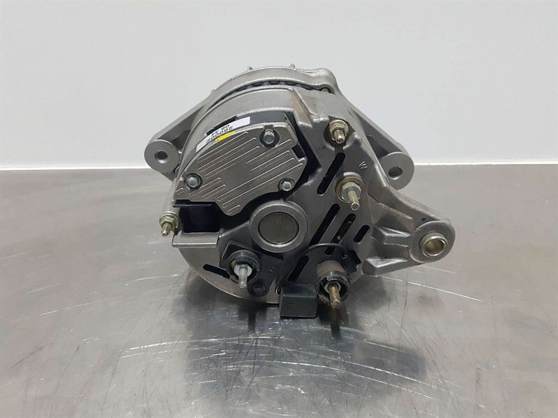 Hitachi 14V 55A-Alternator/Lichtmaschine/Dynamo - Motor für Baumaschine: das Bild 5 Hitachi 14V 55A-Alternator/Lichtmaschine/Dynamo - Motor für Baumaschine: das Bild 5