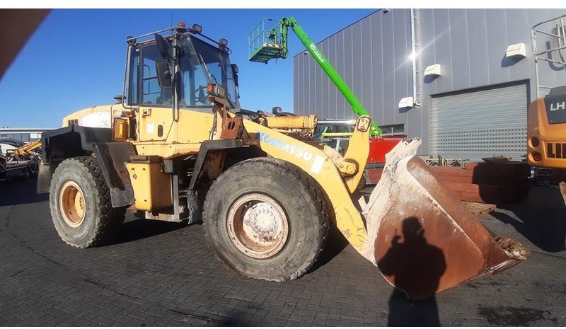 Komatsu WA 320 - 5H (For parts) - Radlader: das Bild 2 Komatsu WA 320 - 5H (For parts) - Radlader: das Bild 2