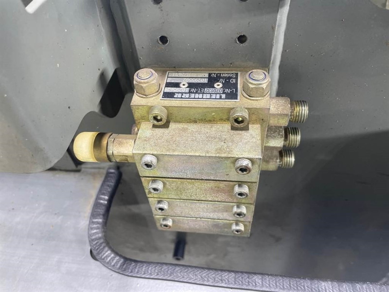 Rahmen/ Chassis für Baumaschine Liebherr A934C-10093973-Partition/Trennwand/Frame: das Bild 8