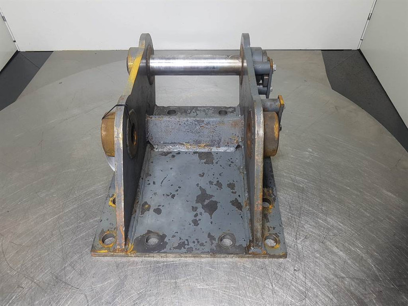 Liebherr LH24M - Adapter plate/Adapterplatte - Schnellwechsler für Baumaschine: das Bild 1 Liebherr LH24M - Adapter plate/Adapterplatte - Schnellwechsler für Baumaschine: das Bild 1
