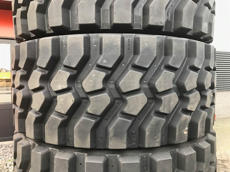 Michelin 600/65R25-Covers - Felgen und Reifen für Baumaschine: das Bild 3 Michelin 600/65R25-Covers - Felgen und Reifen für Baumaschine: das Bild 3