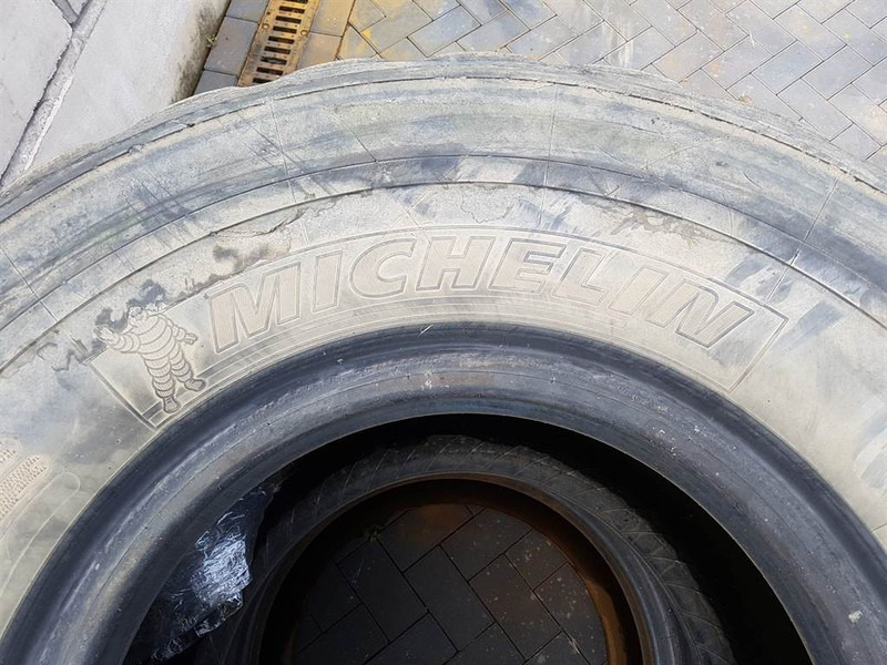 Michelin 600/65R25 - Tyre/Reifen/Band - Reifen für Baumaschine: das Bild 3 Michelin 600/65R25 - Tyre/Reifen/Band - Reifen für Baumaschine: das Bild 3