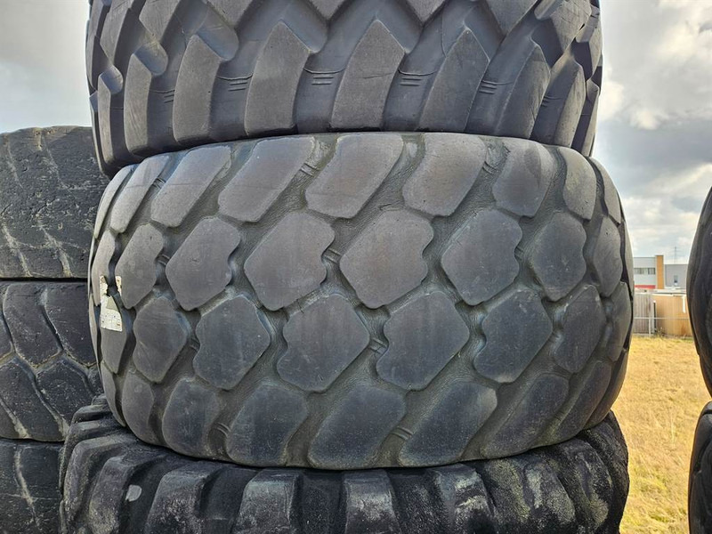 Michelin 600/65R25 - Tyre/Reifen/Band - Reifen für Baumaschine: das Bild 5 Michelin 600/65R25 - Tyre/Reifen/Band - Reifen für Baumaschine: das Bild 5