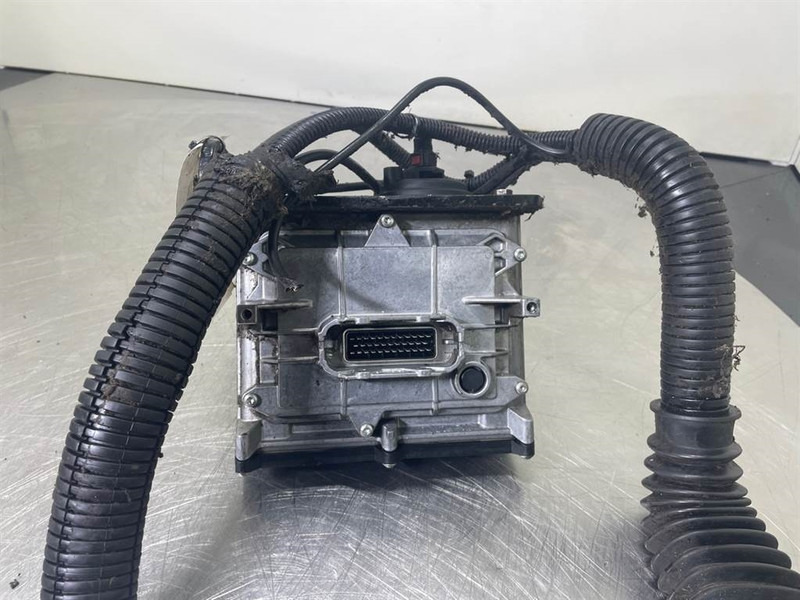 New Holland W110C-504374326-24V-Adblue - Motor für Baumaschine: das Bild 4 New Holland W110C-504374326-24V-Adblue - Motor für Baumaschine: das Bild 4