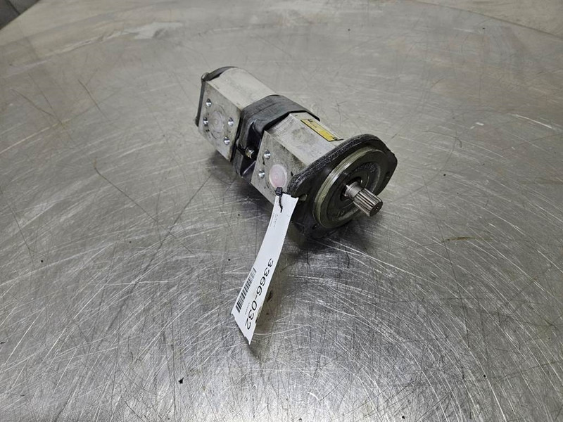 Rexroth 1PF2G330/023RD07MBK - Gearpump/Zahnradpumpe - Hydraulik für Baumaschine: das Bild 2 Rexroth 1PF2G330/023RD07MBK - Gearpump/Zahnradpumpe - Hydraulik für Baumaschine: das Bild 2