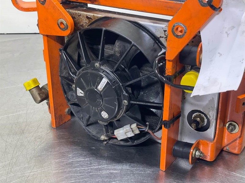 Schaeff - Cooler/Kühler/Koeler - Motor für Baumaschine: das Bild 5 Schaeff - Cooler/Kühler/Koeler - Motor für Baumaschine: das Bild 5