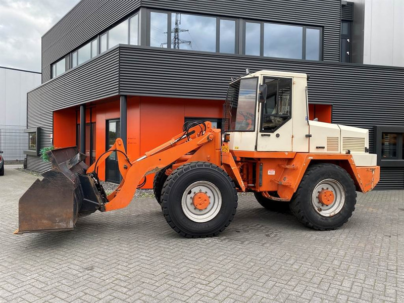 Schaeff SKS 661 - Radlader: das Bild 1 Schaeff SKS 661 - Radlader: das Bild 1