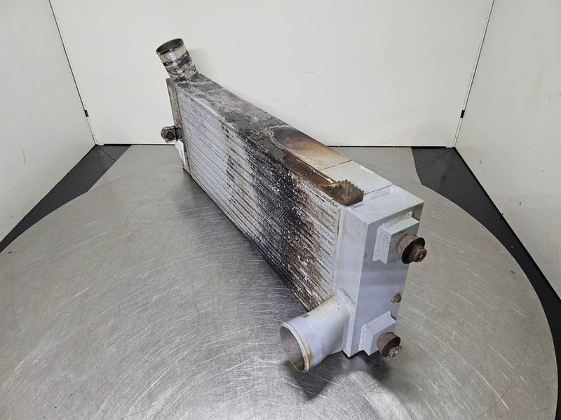 Sennebogen 835E - Intercooler/Ladeluftkühler/Luchtkoeler - Motor für Baumaschine: das Bild 2 Sennebogen 835E - Intercooler/Ladeluftkühler/Luchtkoeler - Motor für Baumaschine: das Bild 2