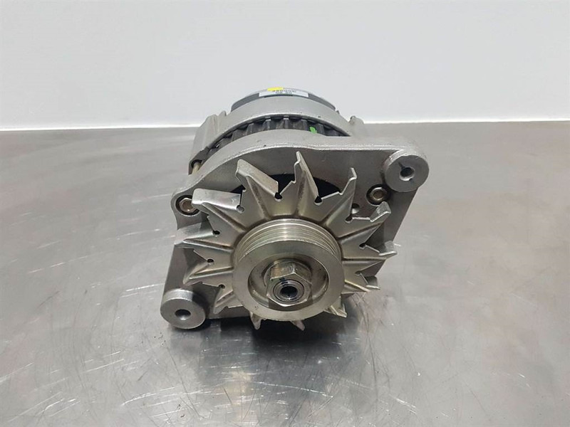 Terex Schaeff SKL833-14V 65A-Alternator/Lichtmaschine/Dynamo - Motor für Baumaschine: das Bild 2 Terex Schaeff SKL833-14V 65A-Alternator/Lichtmaschine/Dynamo - Motor für Baumaschine: das Bild 2