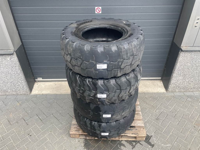 Terex TL120-Barkley 405/70R20-Tire/Reifen/Band - Felgen und Reifen für Baumaschine: das Bild 2 Terex TL120-Barkley 405/70R20-Tire/Reifen/Band - Felgen und Reifen für Baumaschine: das Bild 2