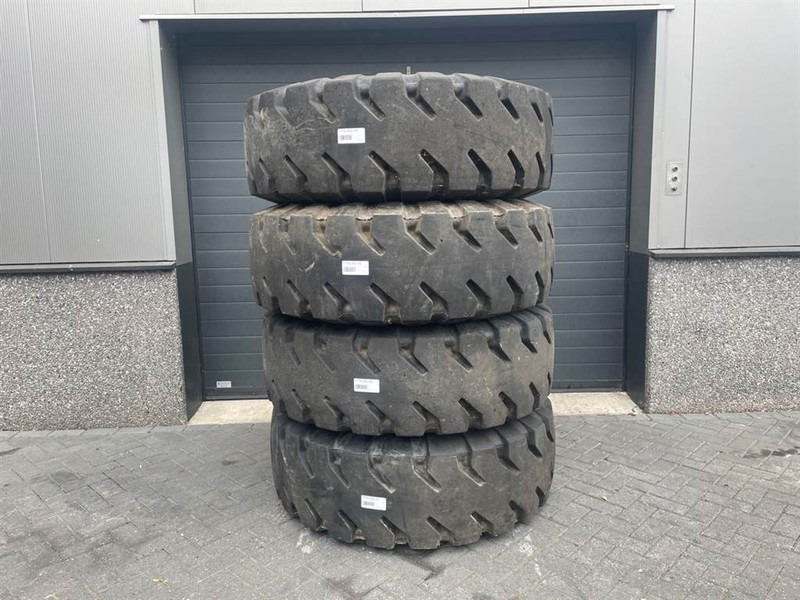 Volvo L50G-Michelin 17.5R25-Tire/Reifen/Band - Felgen und Reifen für Baumaschine: das Bild 1 Volvo L50G-Michelin 17.5R25-Tire/Reifen/Band - Felgen und Reifen für Baumaschine: das Bild 1