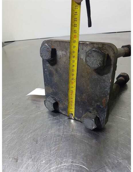Yanmar V70 Speeder-6435539030-Axle mounting/Asstrop - Rahmen/ Chassis für Baumaschine: das Bild 5 Yanmar V70 Speeder-6435539030-Axle mounting/Asstrop - Rahmen/ Chassis für Baumaschine: das Bild 5