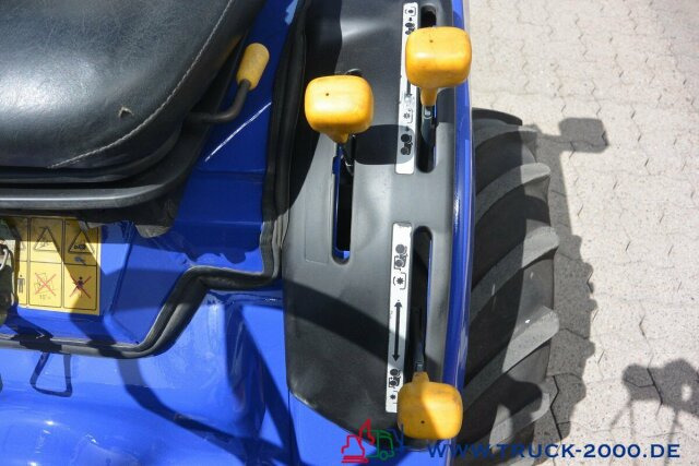 Iseki TXG23 Kompakt Traktor Straßenzulassung AHK 1.Hd - Kleintraktor: das Bild 3 Iseki TXG23 Kompakt Traktor Straßenzulassung AHK 1.Hd - Kleintraktor: das Bild 3