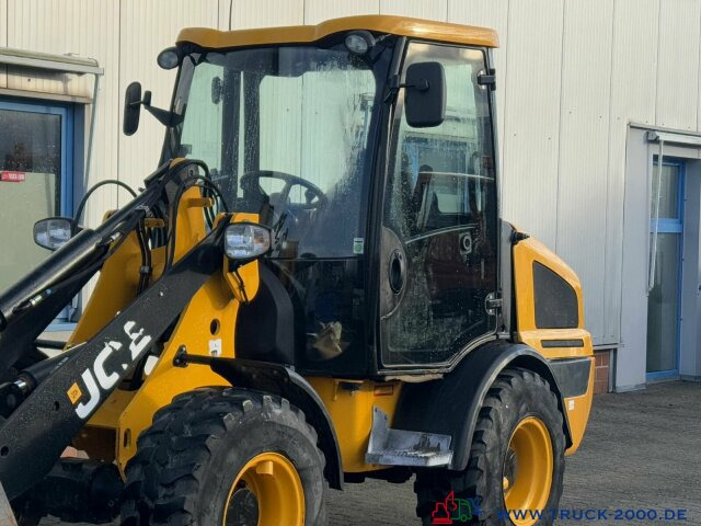 Radlader JCB 407 T4 4x4 Radlader Schutzkabine Schaufel +Gabel: das Bild 9