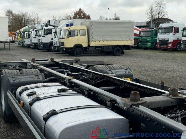 MAN TGX 18.360 BDF XL Haus Bett Standheizung 277TKM - Containerwagen/ Wechselfahrgestell LKW: das Bild 4 MAN TGX 18.360 BDF XL Haus Bett Standheizung 277TKM - Containerwagen/ Wechselfahrgestell LKW: das Bild 4
