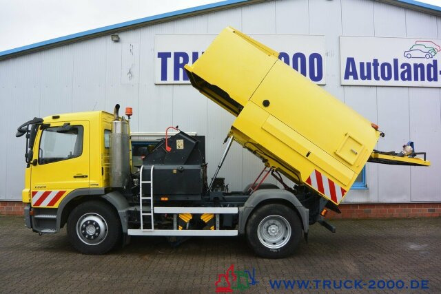 Kehrmaschine Mercedes-Benz Atego 1524 Bucher Johnston VS650 Deutsches Gerät: das Bild 12