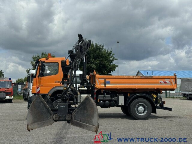 Mercedes-Benz Axor 2133 4x4 Kipper Kran Winterdienstausstat. - Kipper, Autokran: das Bild 5 Mercedes-Benz Axor 2133 4x4 Kipper Kran Winterdienstausstat. - Kipper, Autokran: das Bild 5